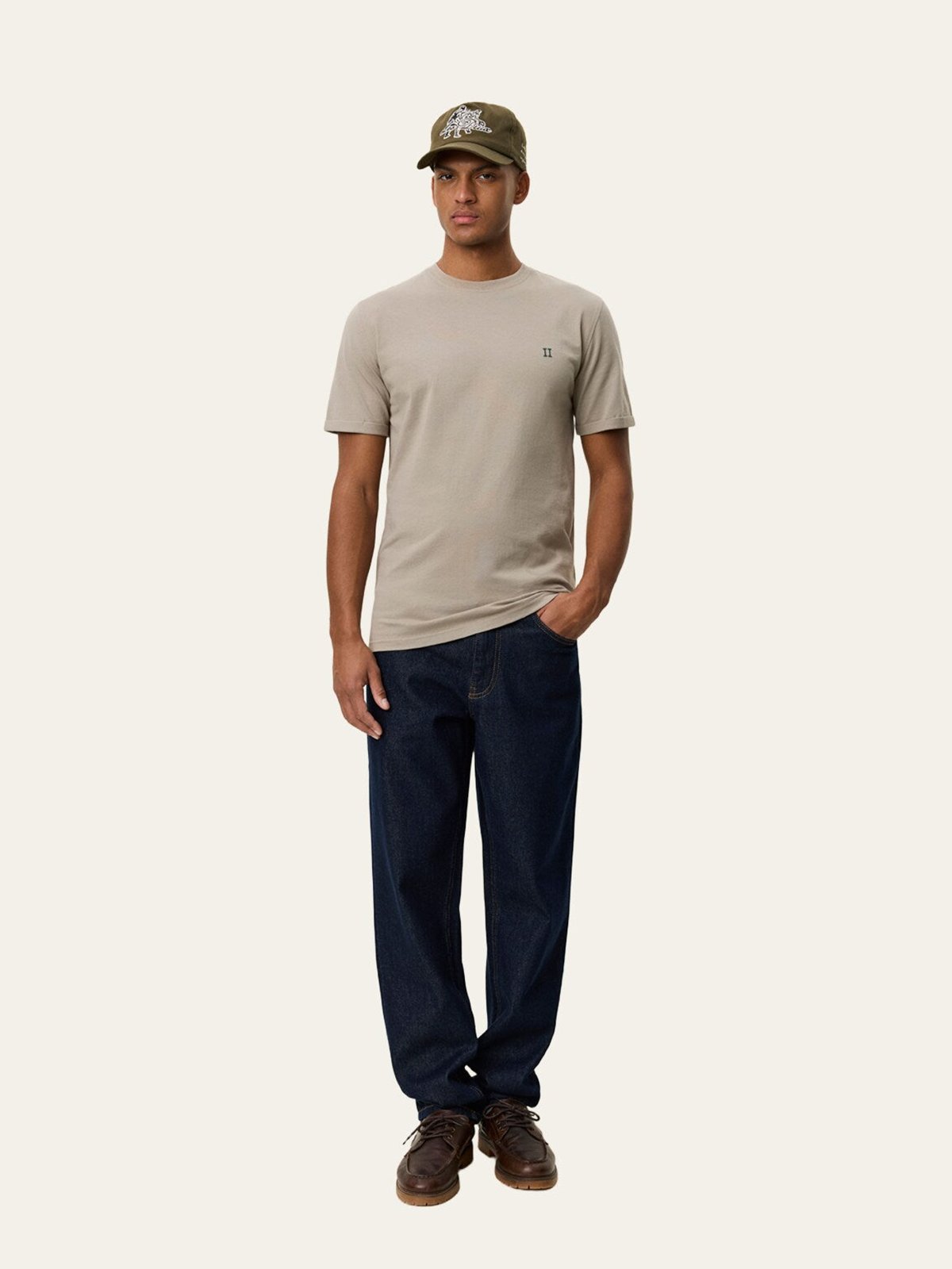 Les Deux Norregaard Contrast T-Shirt Laurel Oak Sand