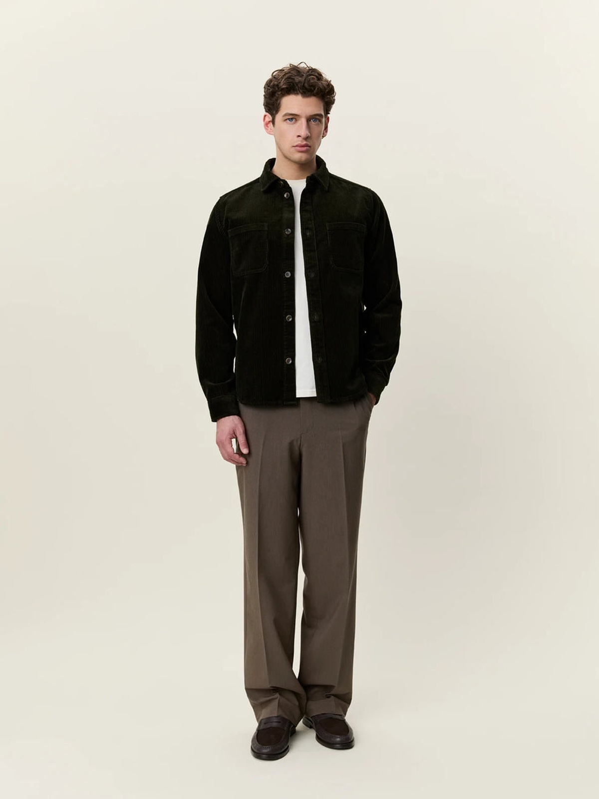 Les Deux Corduroy Overshirt Rosin Green