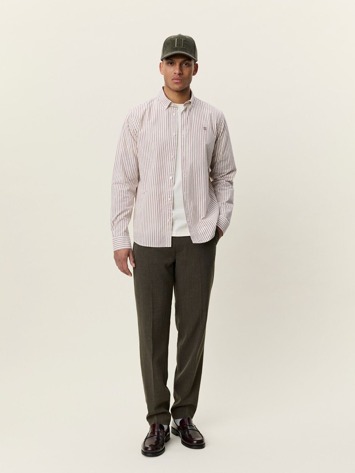 Les Deux Light Oxford Striped Shirt Chocolate Truffle Red