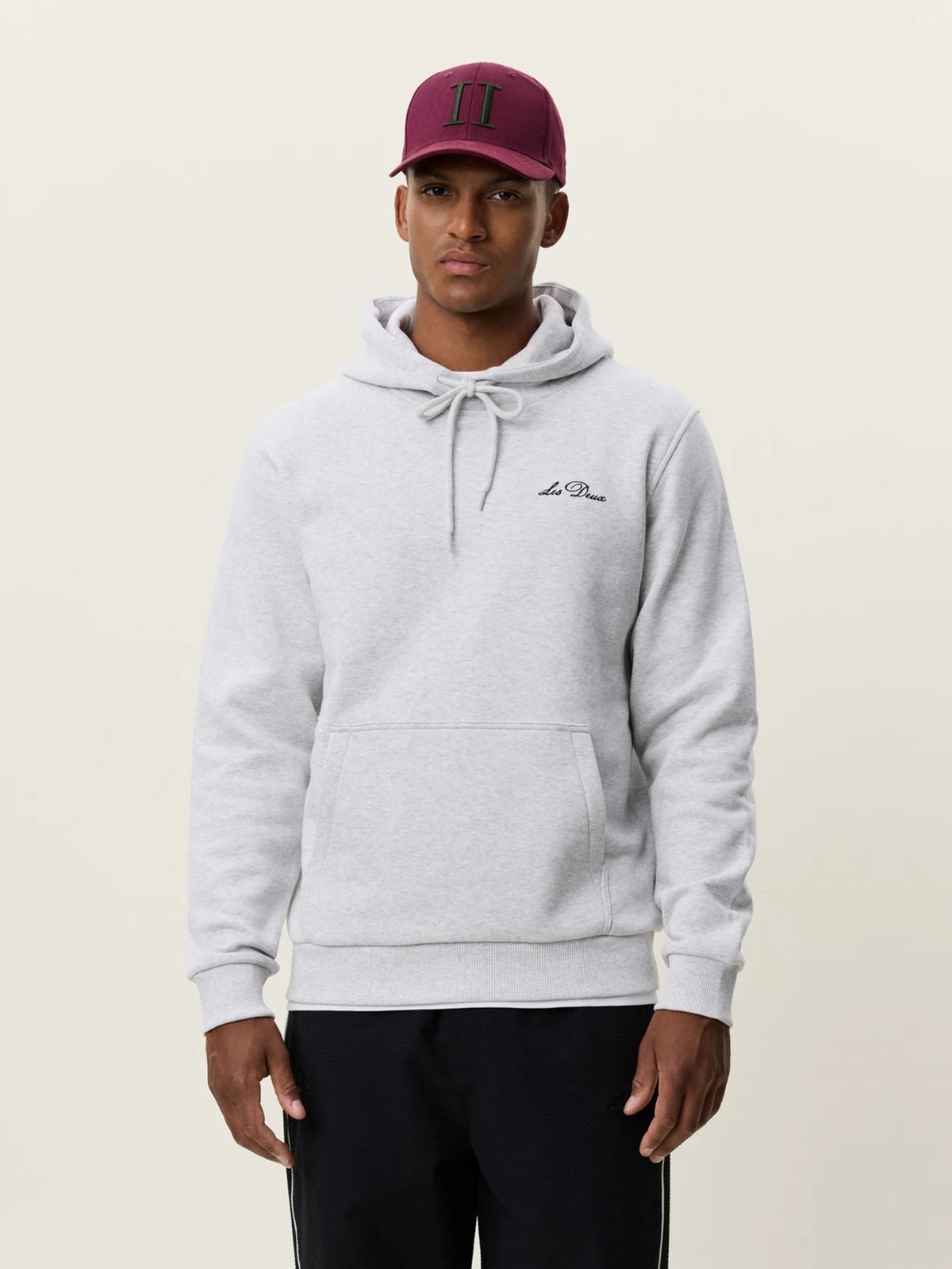 Les Deux Signature Print Hoodie Grå