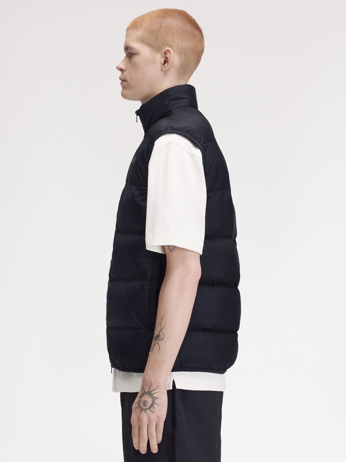 Fred Perry Insulated Gilet Sort