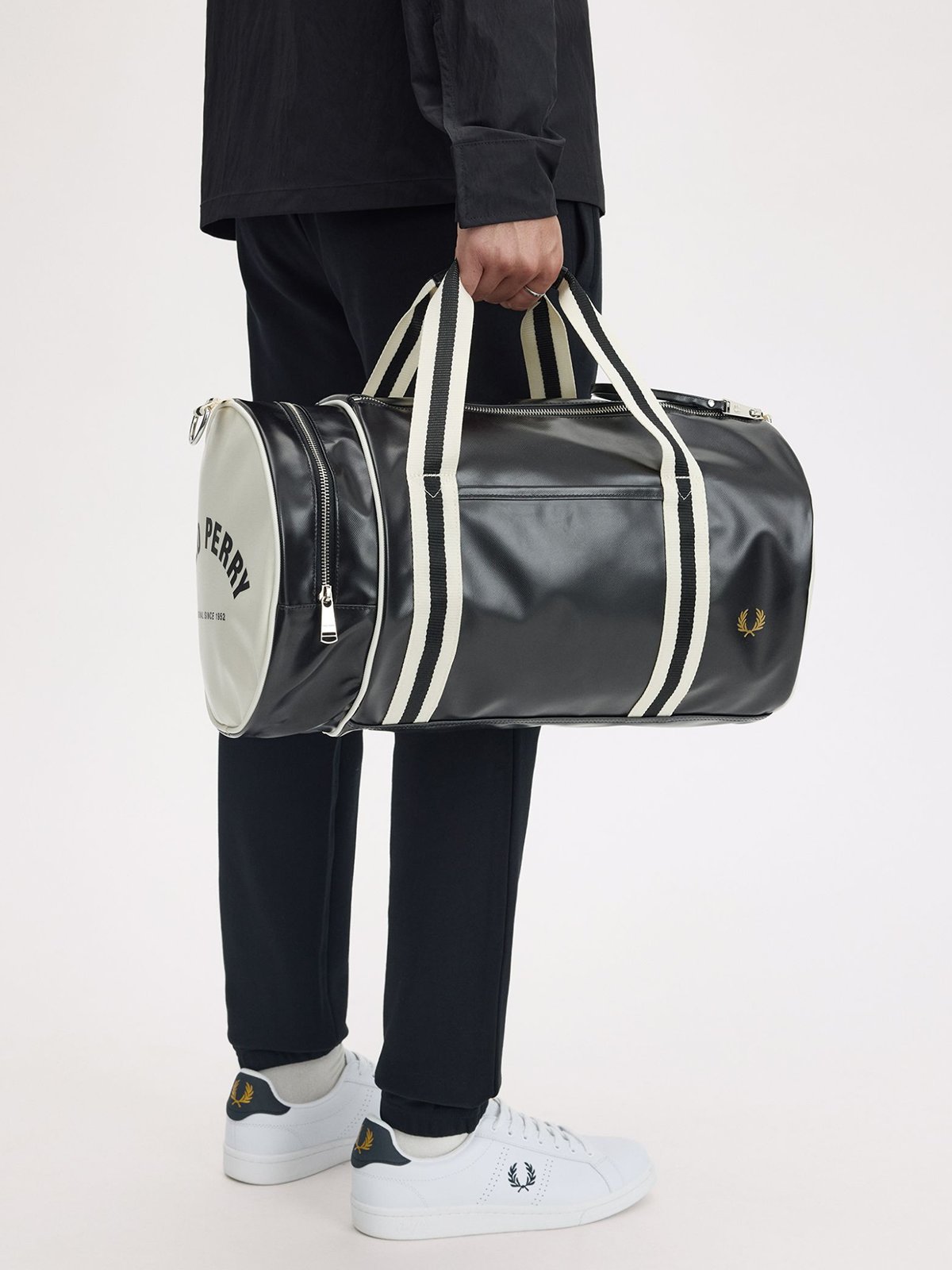 Fred Perry Classic Barrel Bag Black / Ecru