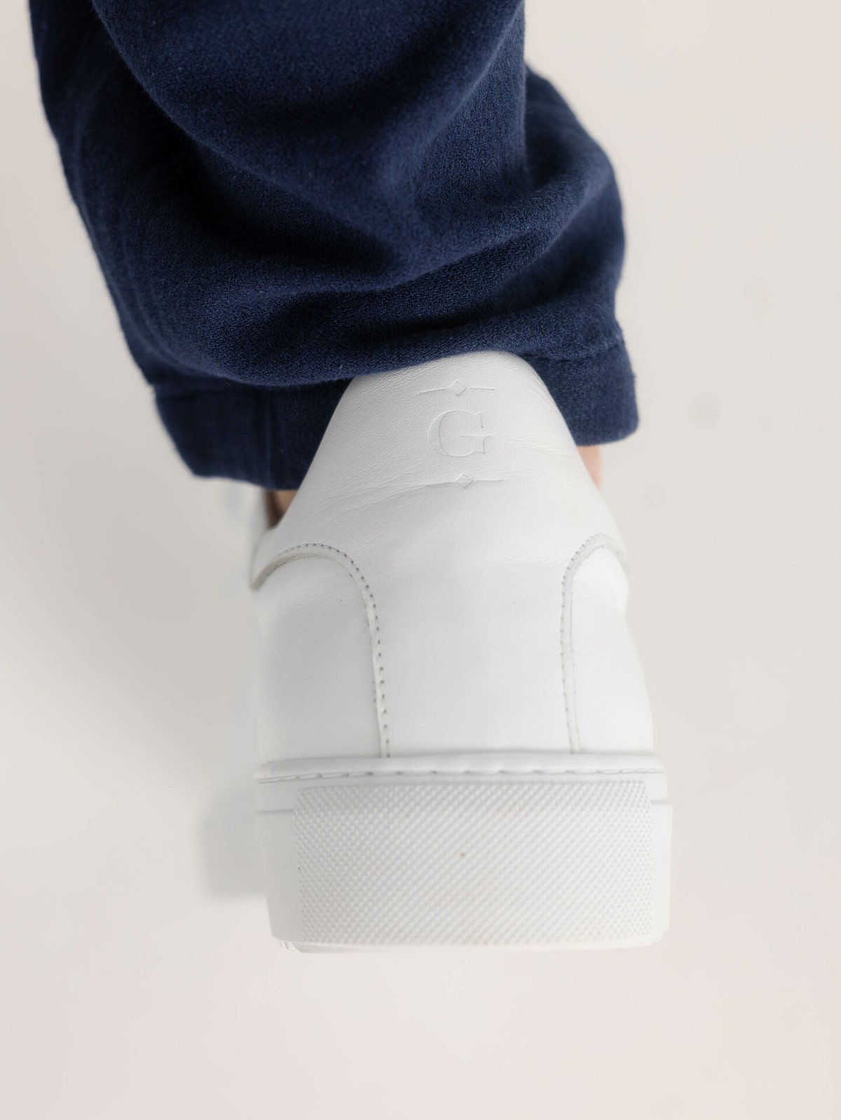 Gregers Street Leather White