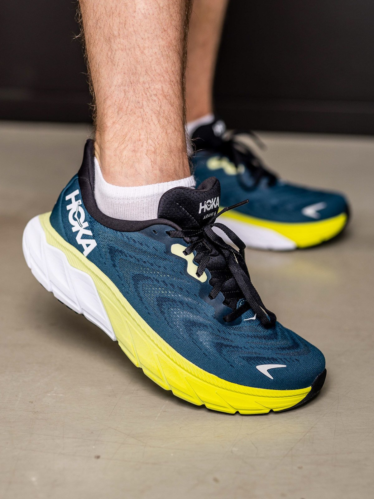 Hoka One One Arahi 6 M Blue Graphite / Blue Coral