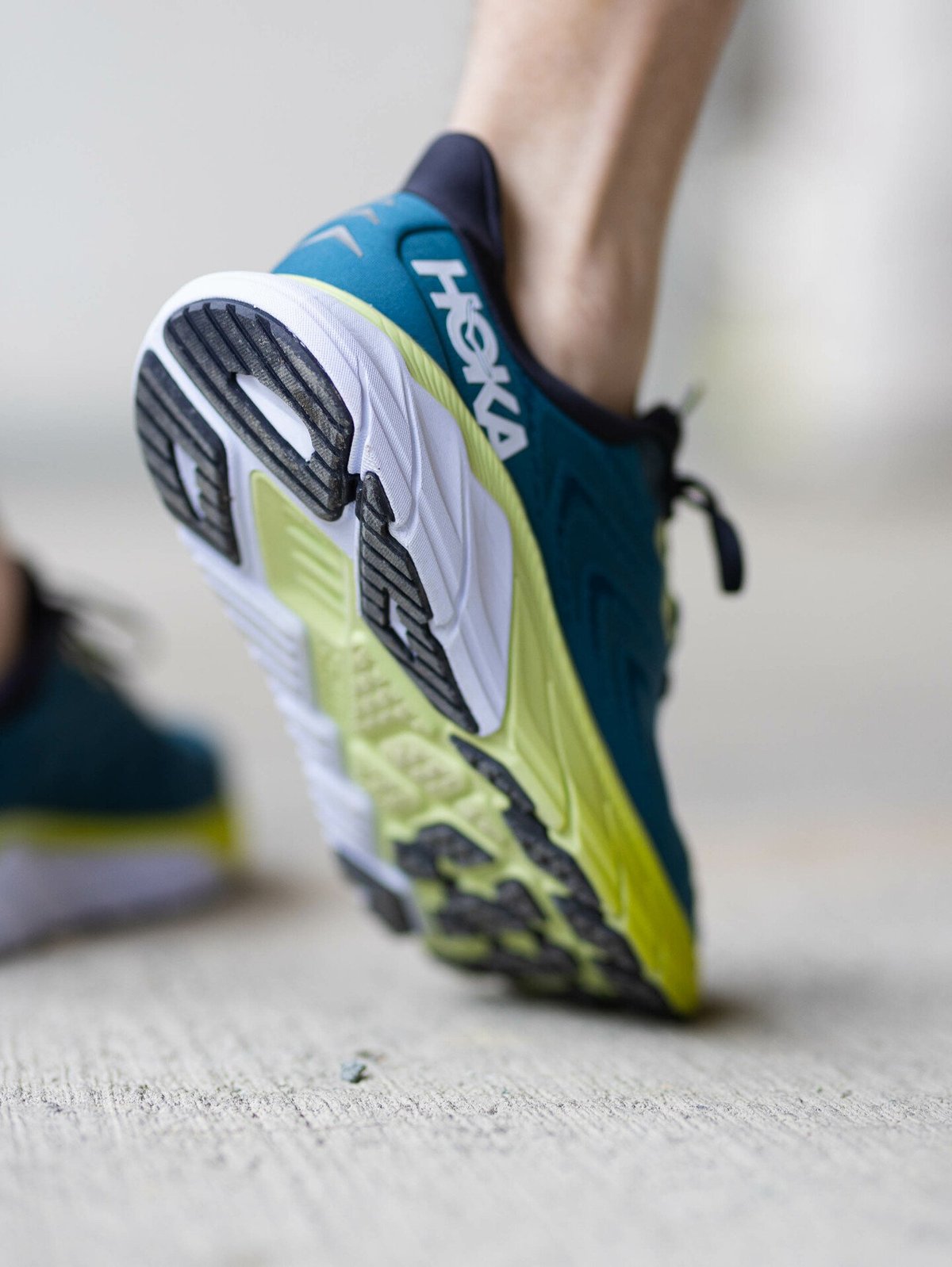 Hoka One One Arahi 6 M Blue Graphite / Blue Coral