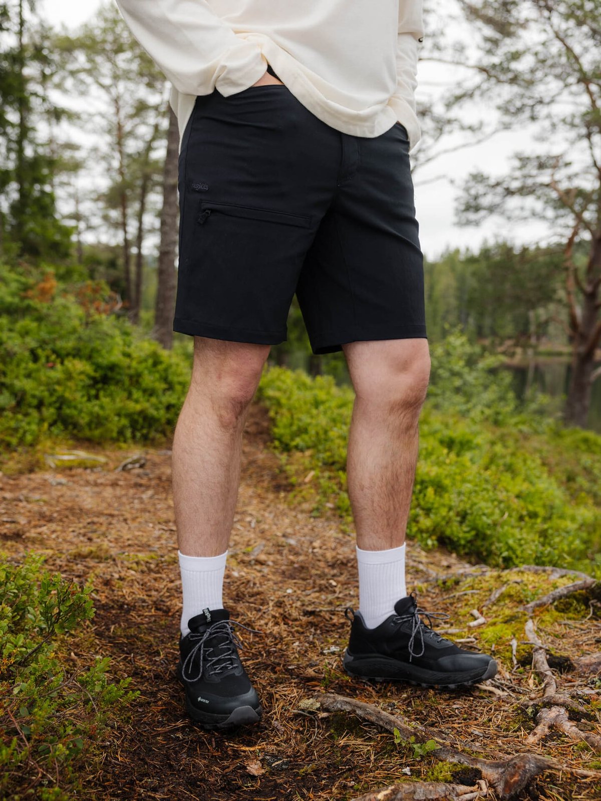 Haglöfs Alert Mid Shorts Men True Black