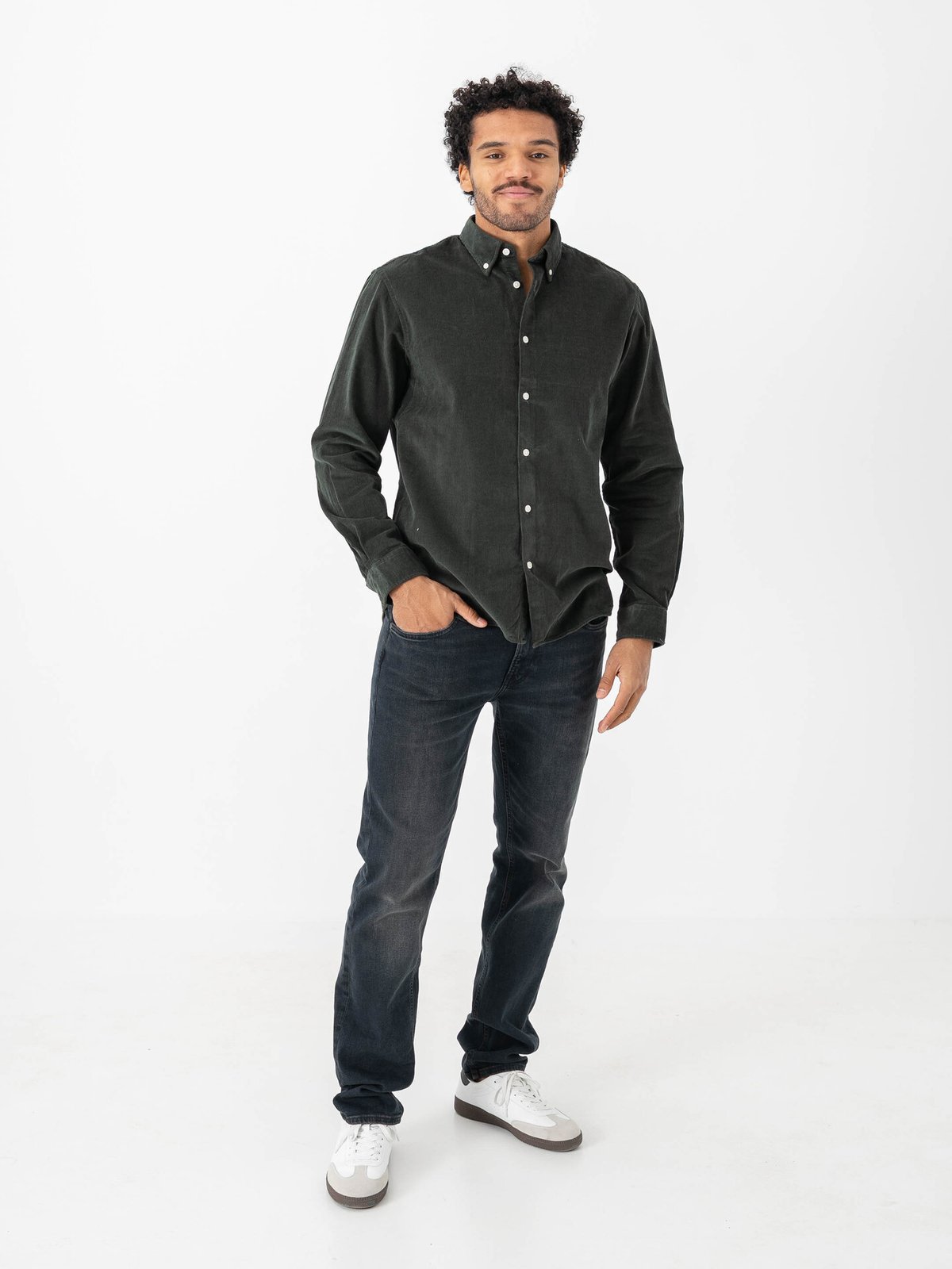 Selected Homme Reg Danni Cord BD Longsleeve Shirt Deep Forest