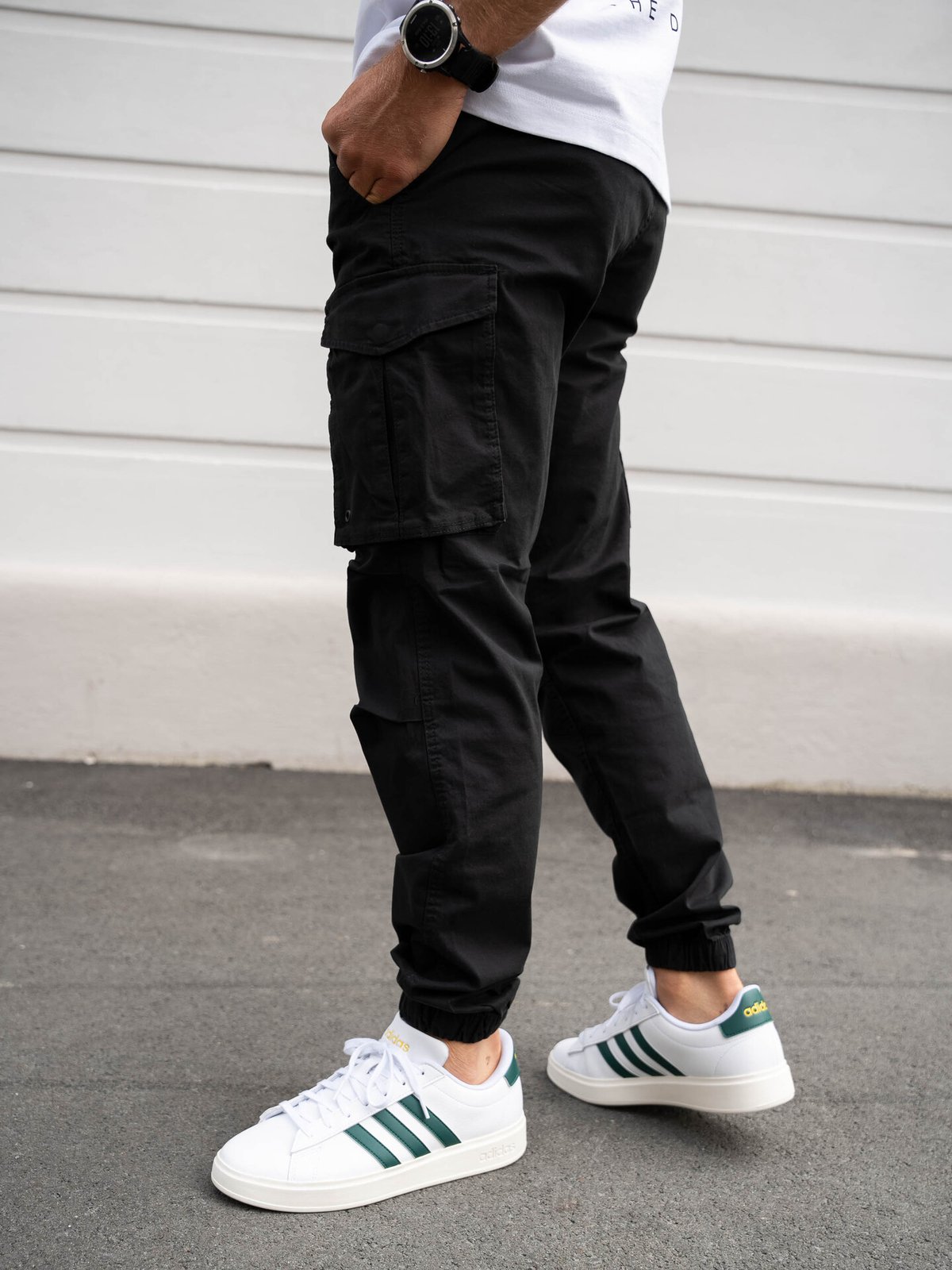 Jack and Jones Kane Noah Cuffed Cargo Black