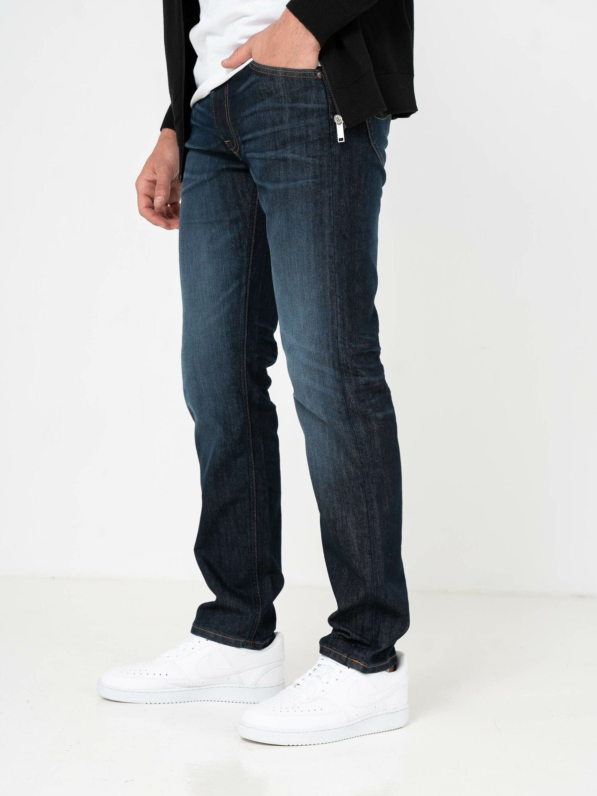 Lee Daren Zip Fly Strong Hand