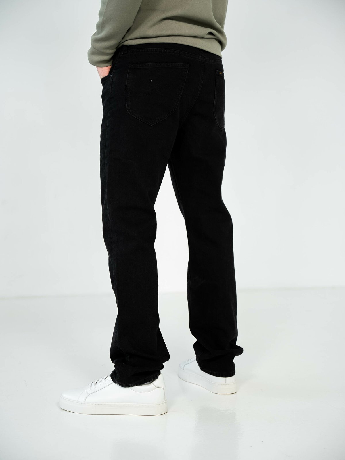 Lee West Black Rinse