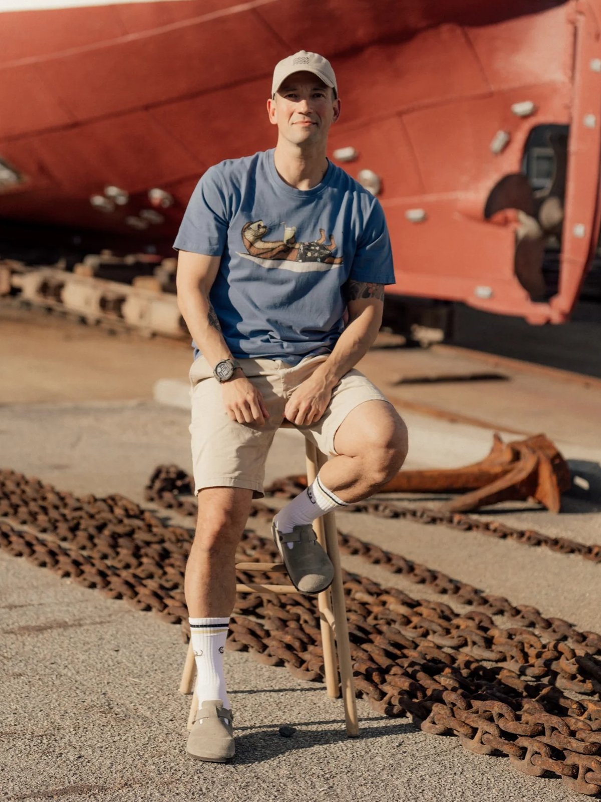 Lakor An Otter Vacation T-shirt Bering Sea