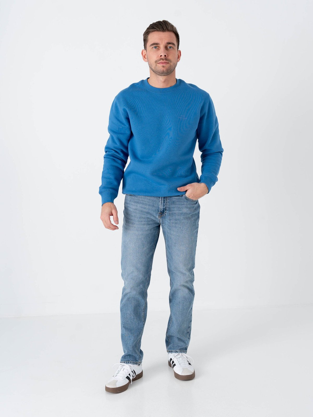 Mads Nørgaard Standard Crew Logo Sweat Bright Cobalt