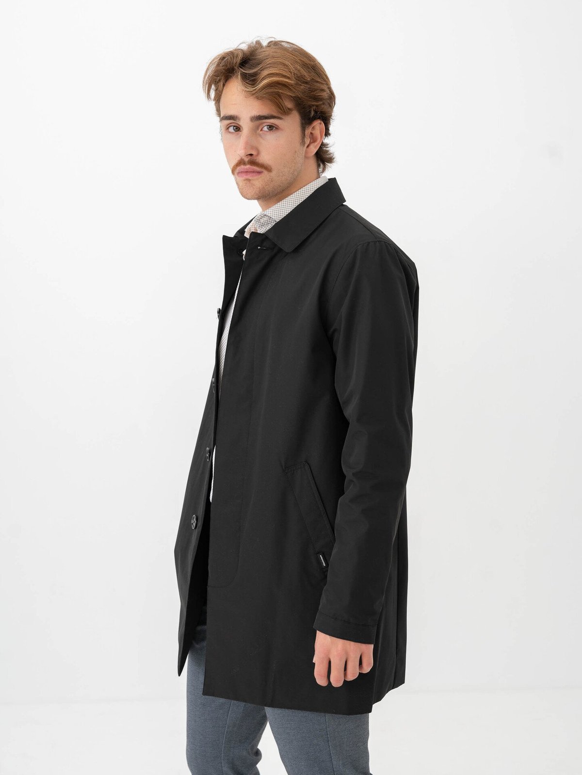 Matinique Miles Mac Black