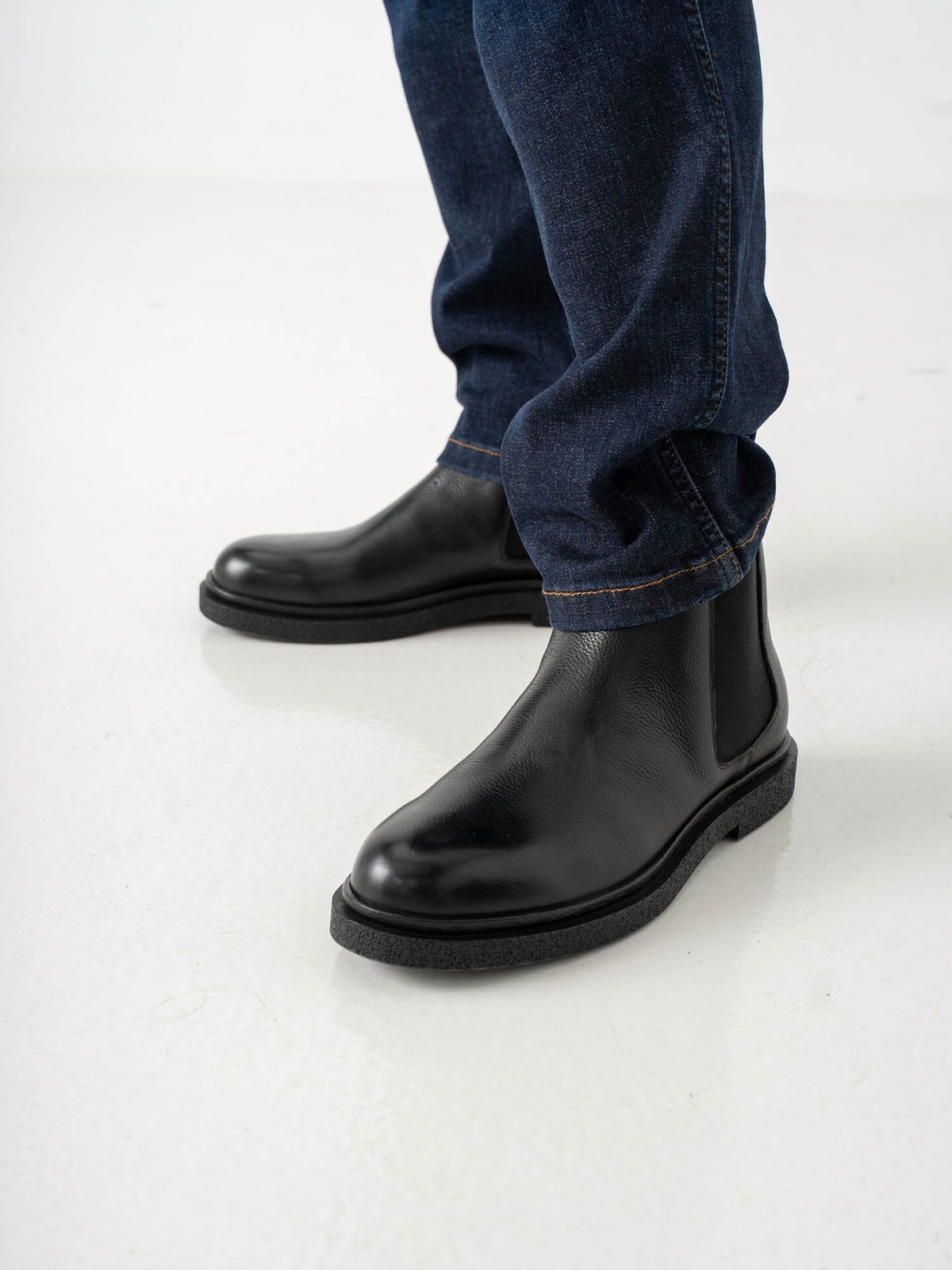 Matinique Bumo Chelsea Boots Black