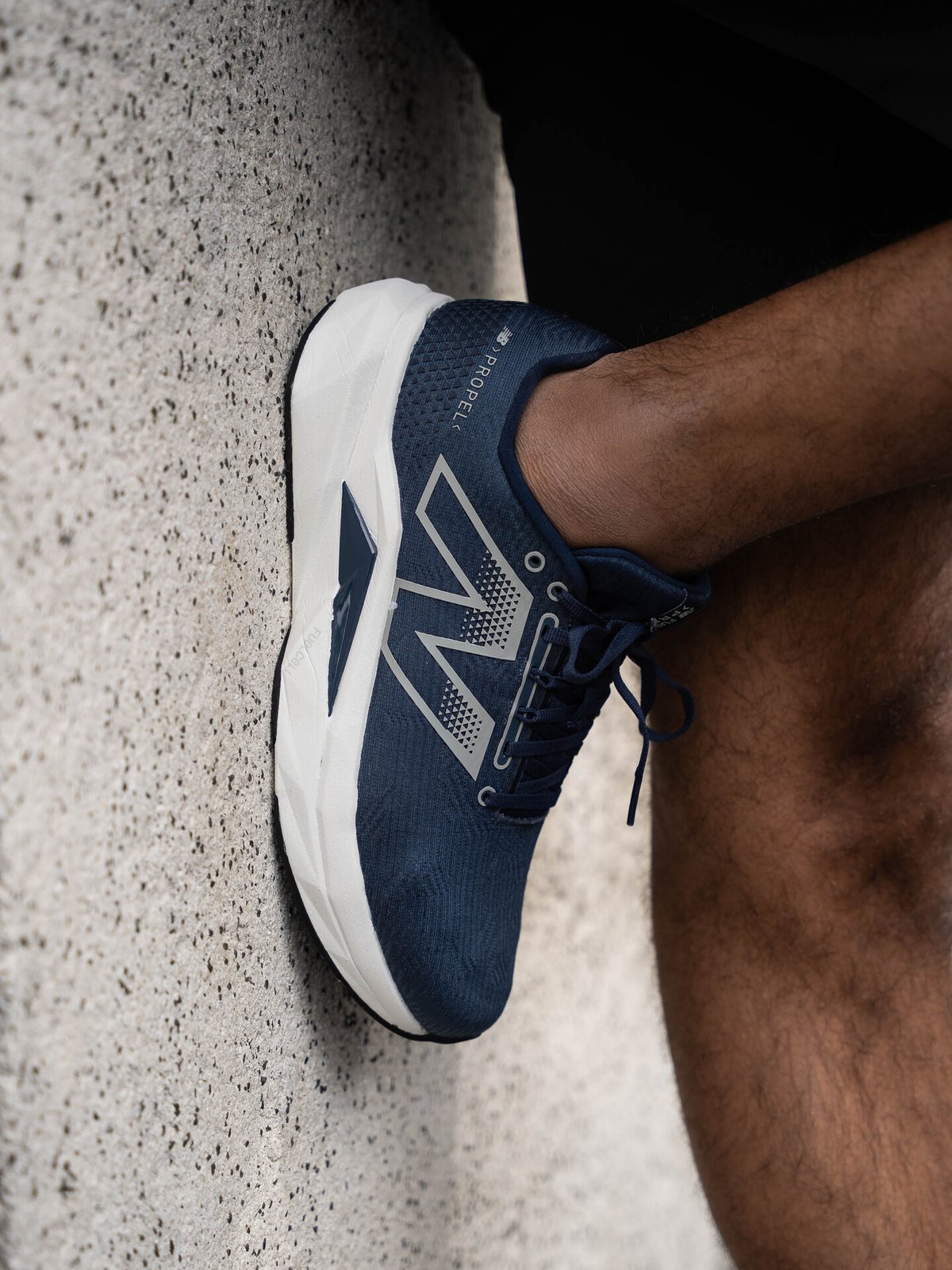 New Balance FuelCell Propel V4 Nb navy with light arctic grey and white