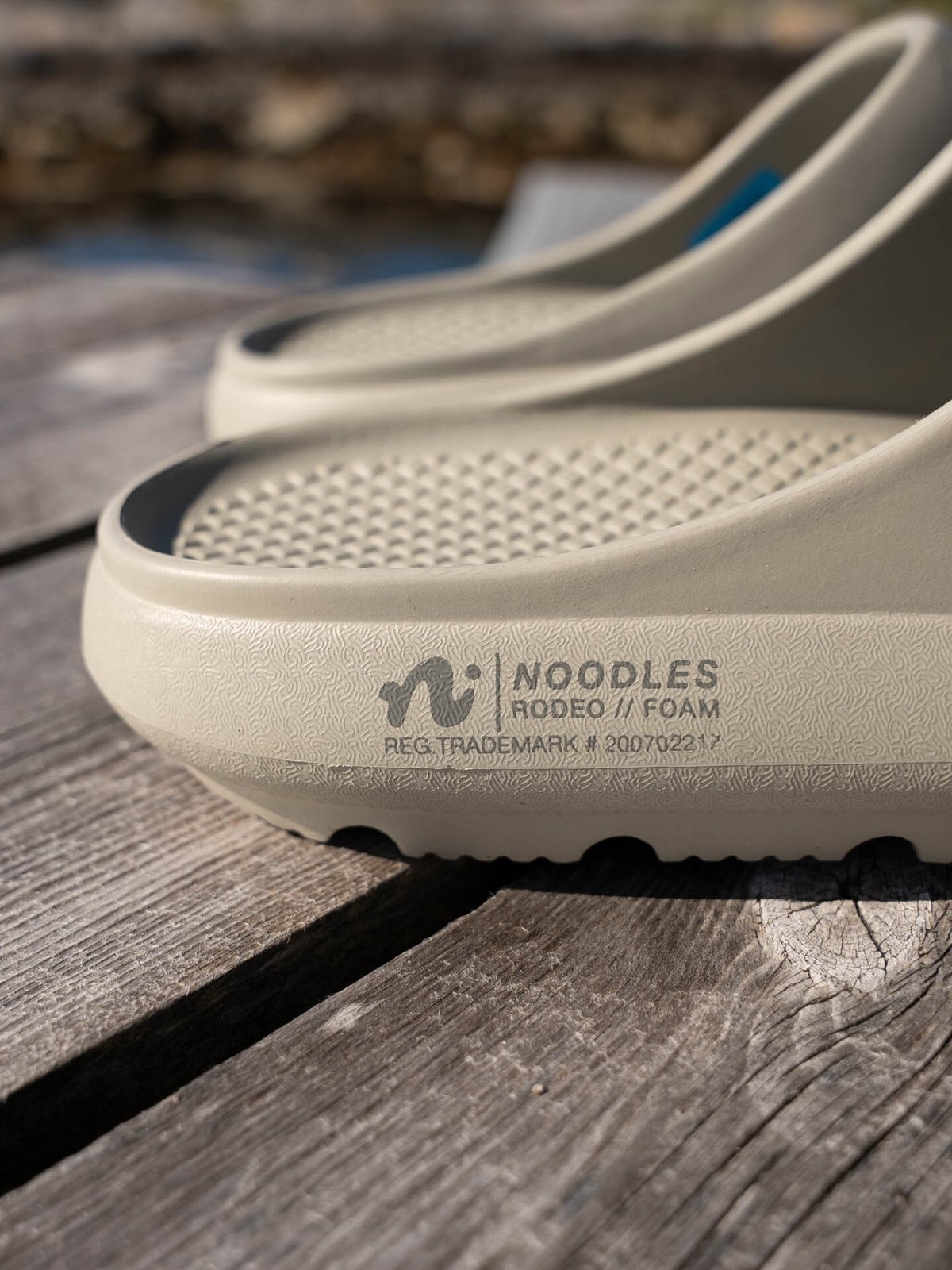 Noodles Rodeo Foam Sand