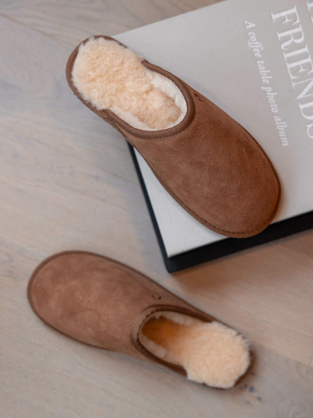 Noodles Hut Wool Slipper Camel
