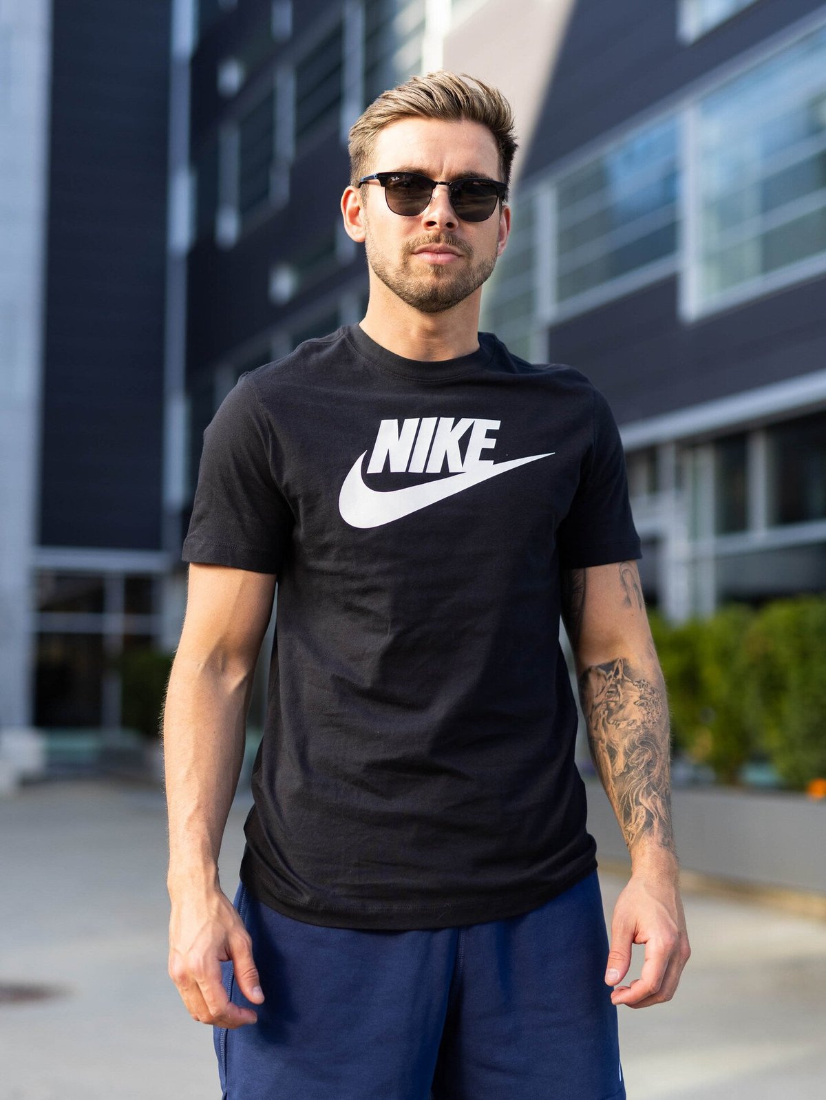 Nike Icon Futura Tee Svart/Hvit