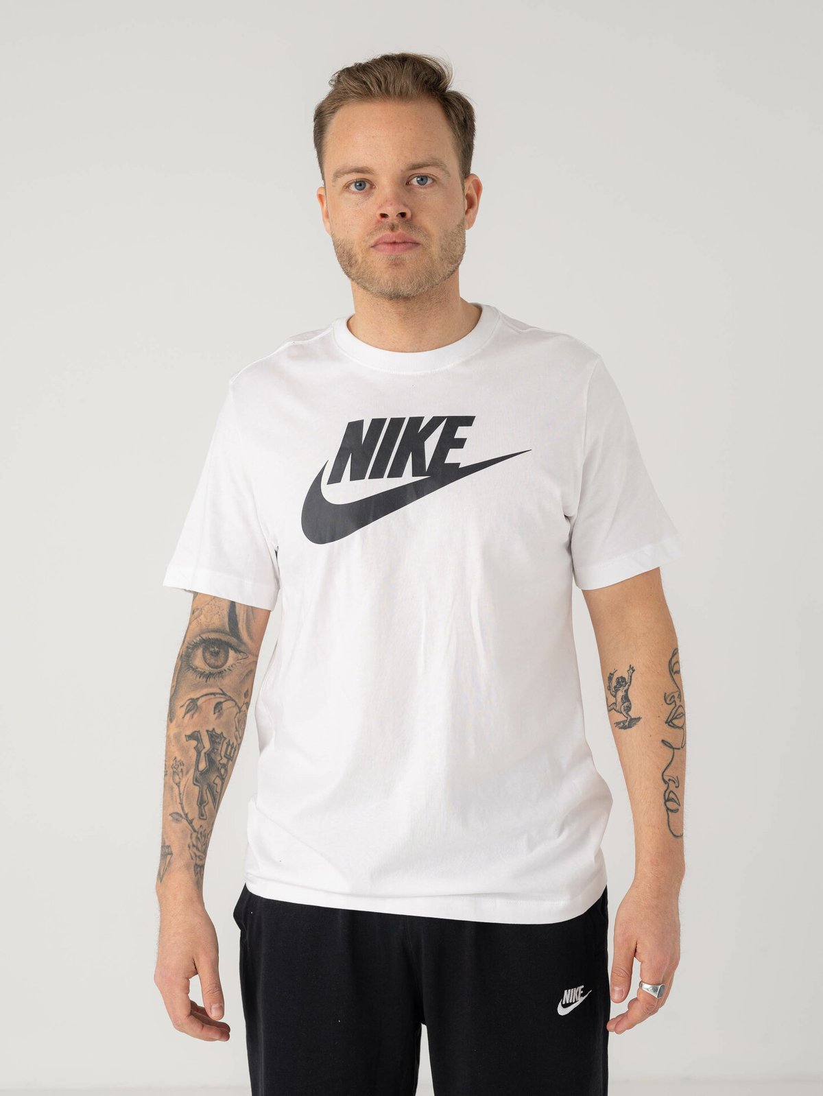Nike Icon Futura Tee Hvit