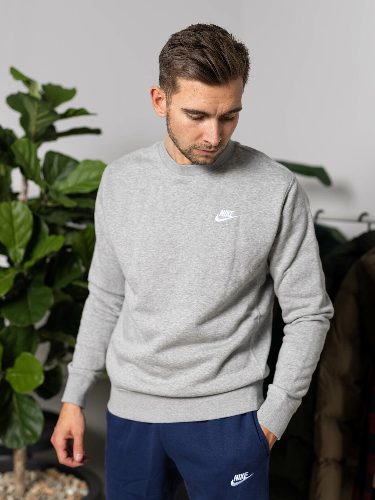 Nike Club Fleece Crew Dark Grey Heather/Hvit