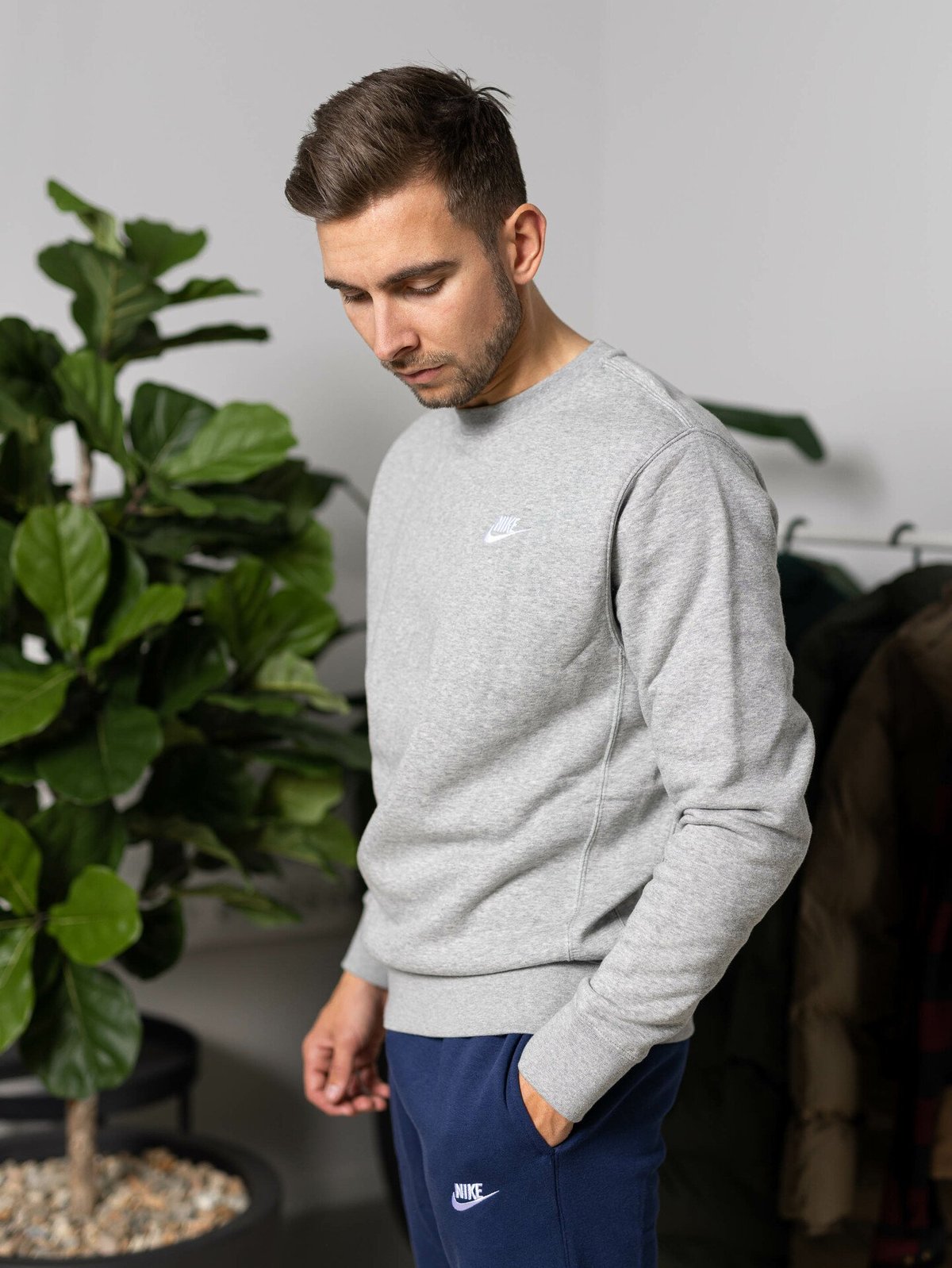 Nike Club Fleece Crew Dark Grey Heather/Hvit