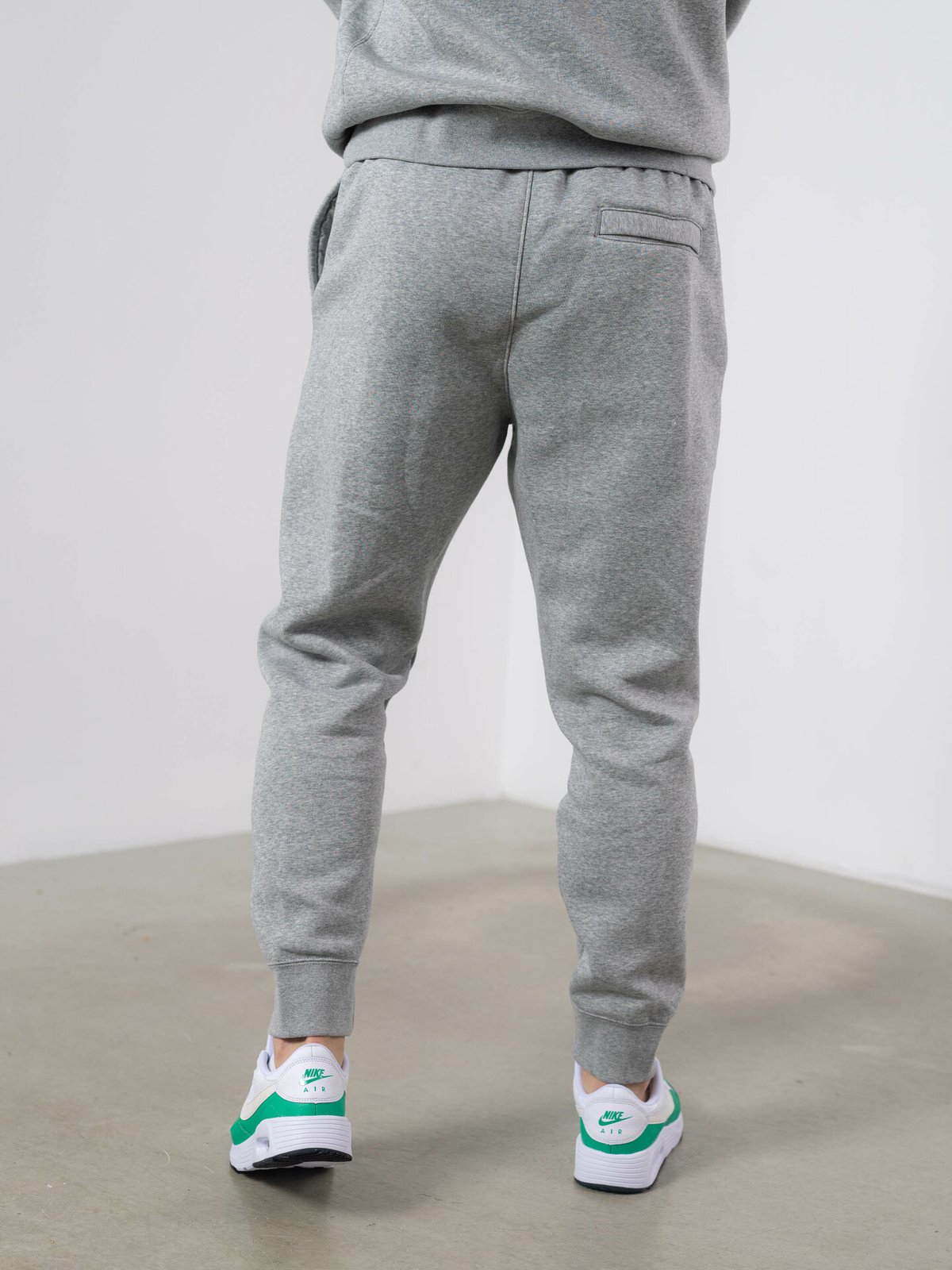 Nike Club Fleece Pant Dark Grey Heather/Matte Silver/Hvit