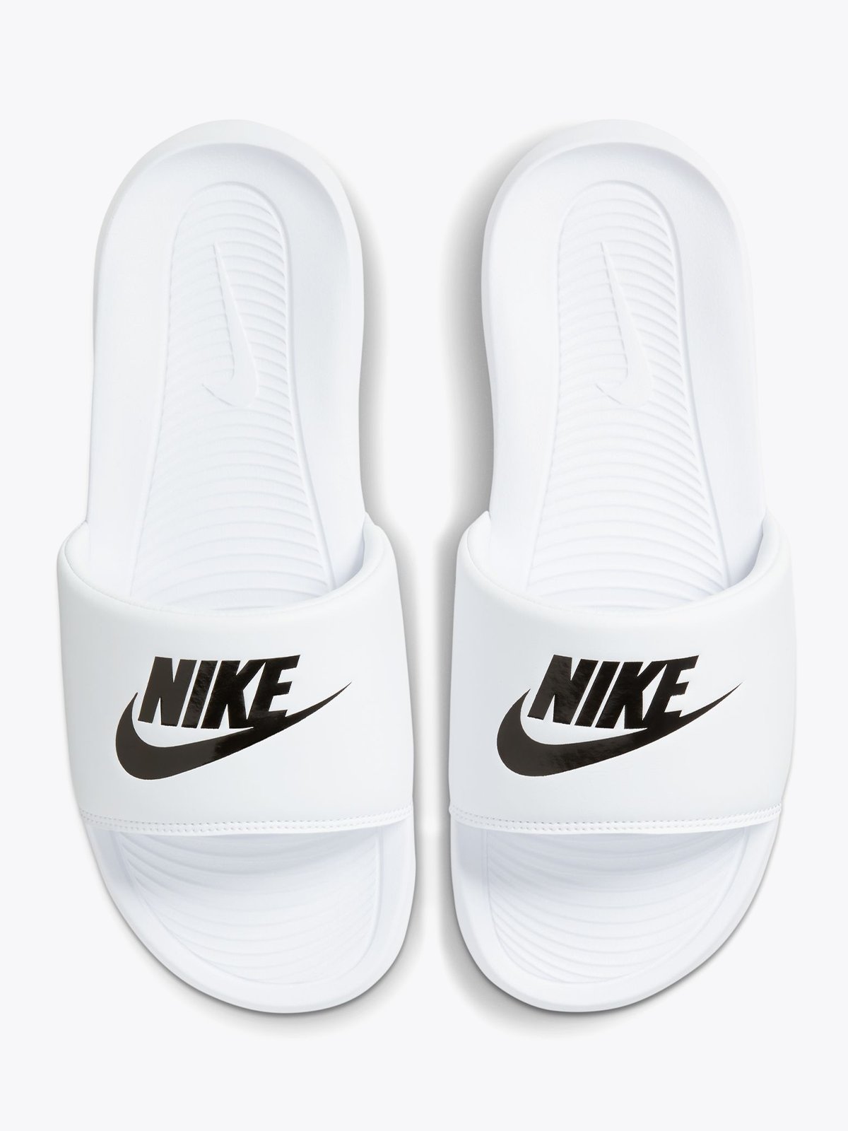 Nike Victori One Hvit / Svart