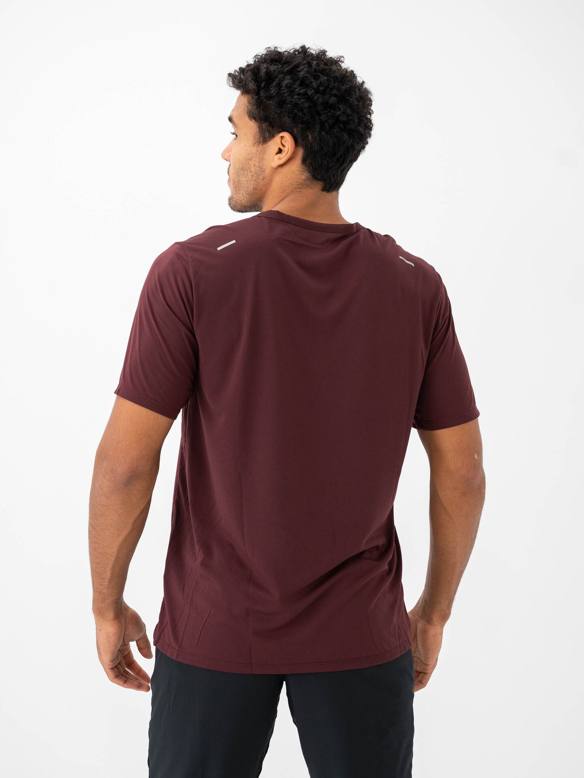 Nike Dri-Fit Rise 365 Short Sleeve Burgundy Crush / Reflective Silver
