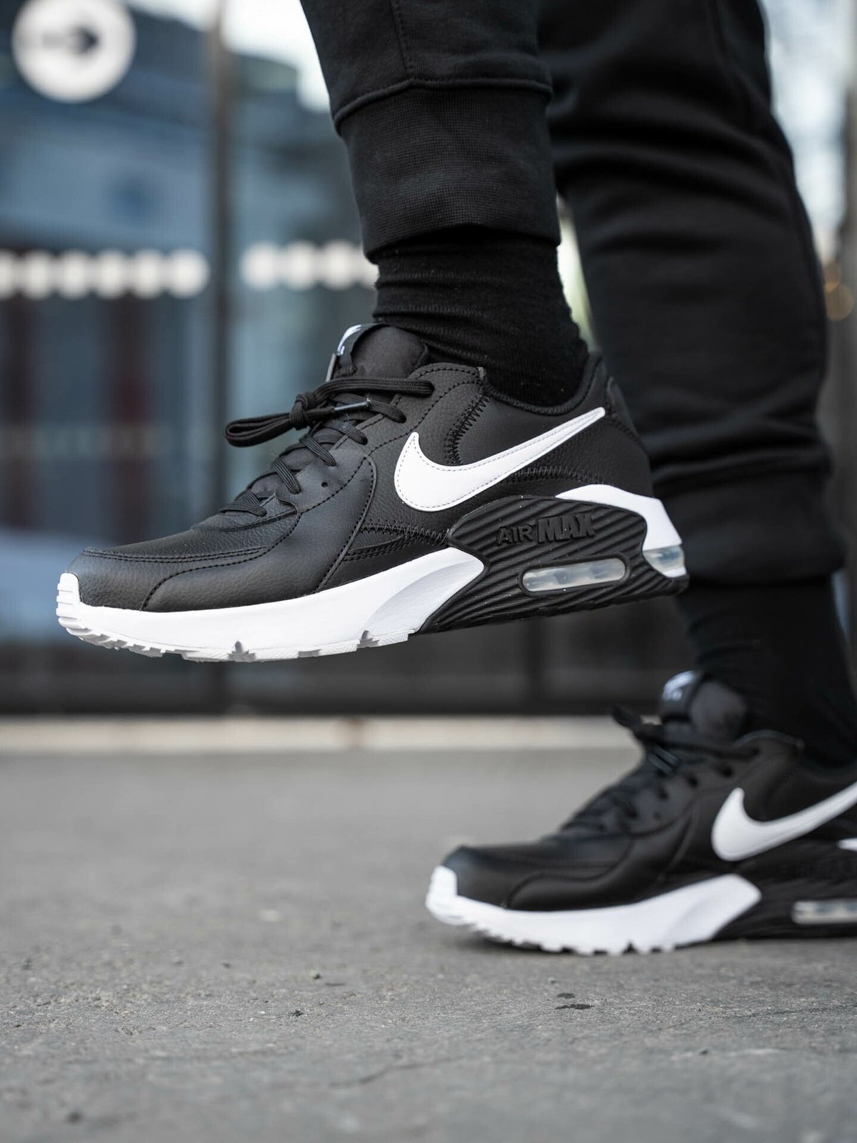 Nike Air Max Excee Black / White