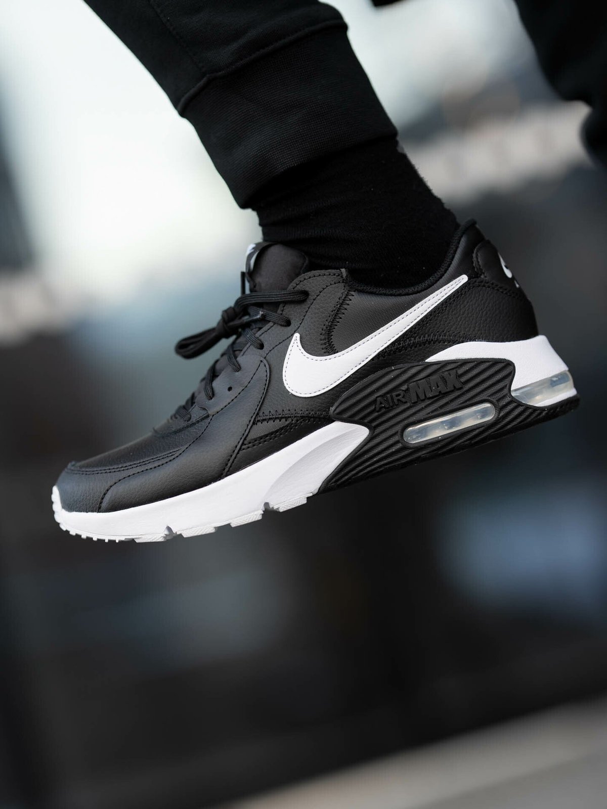 Nike Air Max Excee Black / White