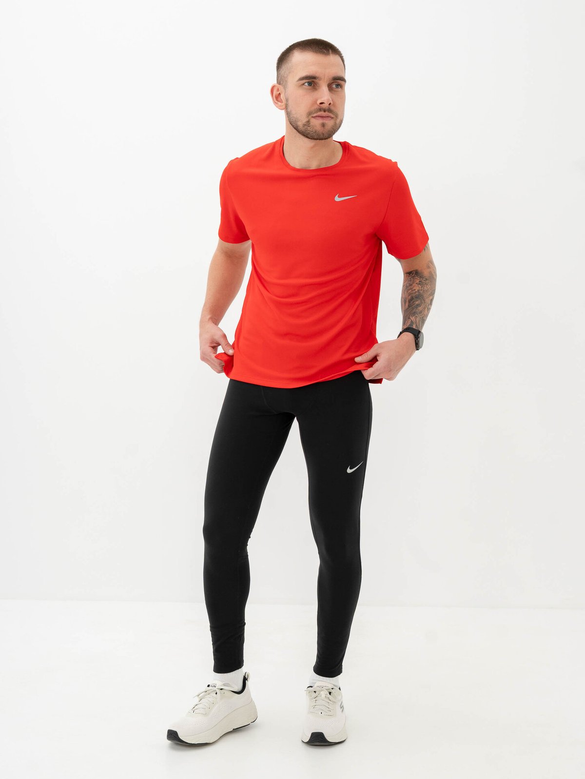 Nike Repel Challenger Tight Black / Reflective Silver