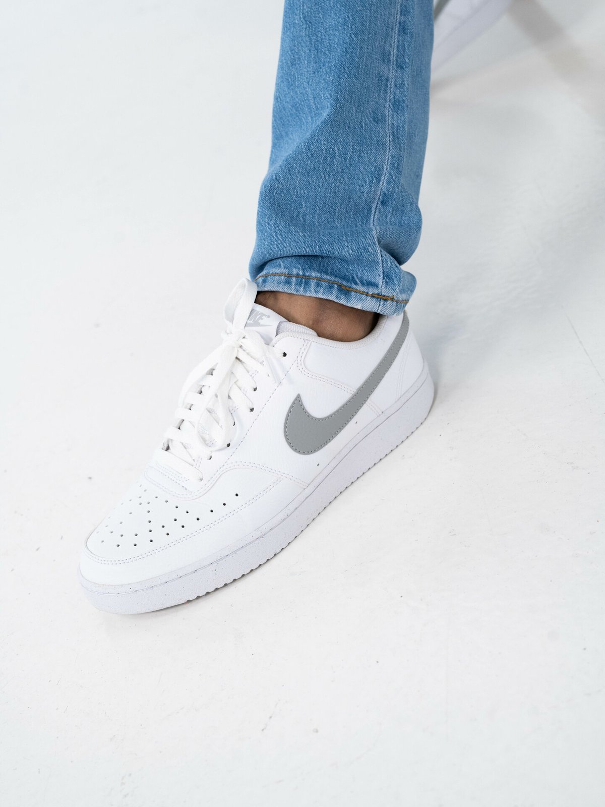 Nike Court Vision Low Next Nature White / Light Smoke Grey
