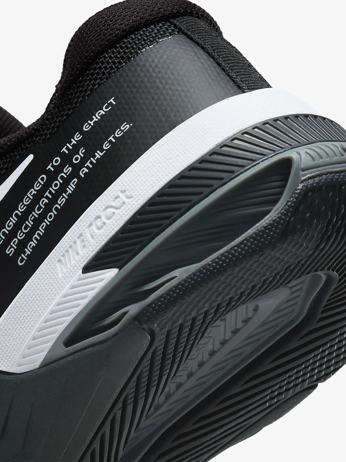 Nike Metcon 8 Black / Dark Smoke Grey / Smoke Grey / White