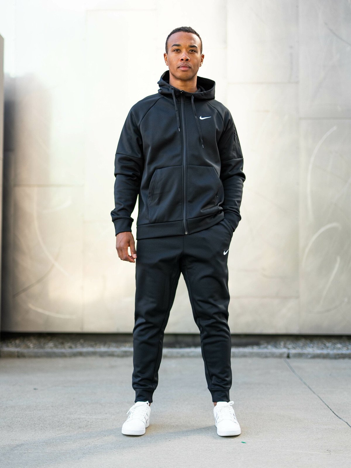 Nike Therma-Fit Full-Zip Hoodie Sort