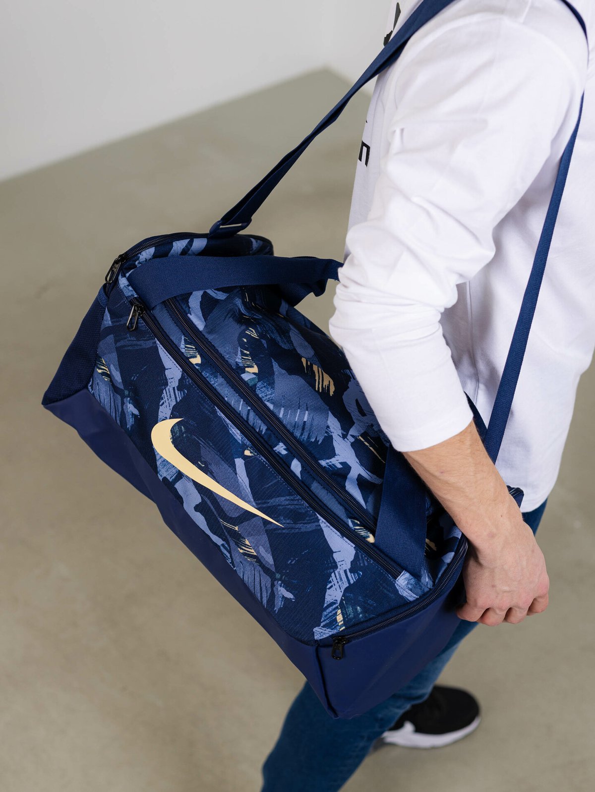 Nike Brasilia Training Duffel Bag 41L Midnight Navy/Midnight Navy/Pale Vanilla