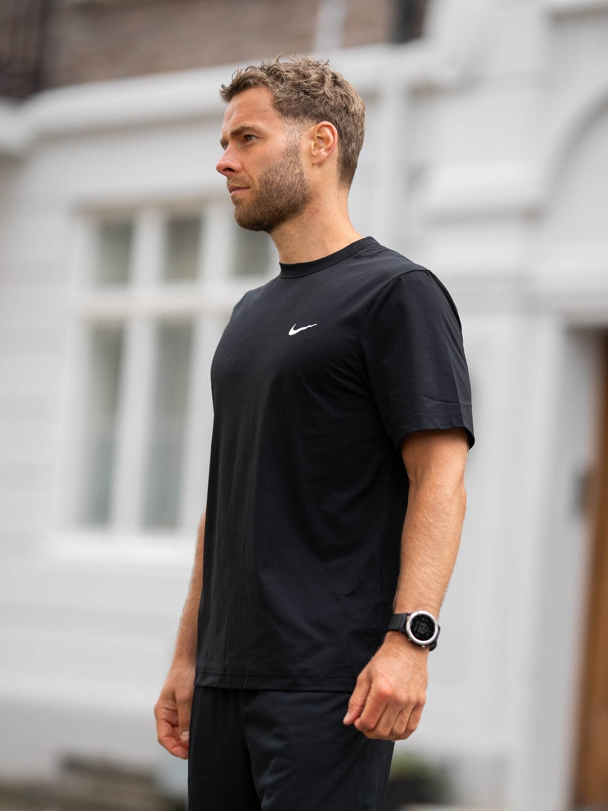 Nike Dri-Fit UV Hyverse Short Sleeve Tee Black / White