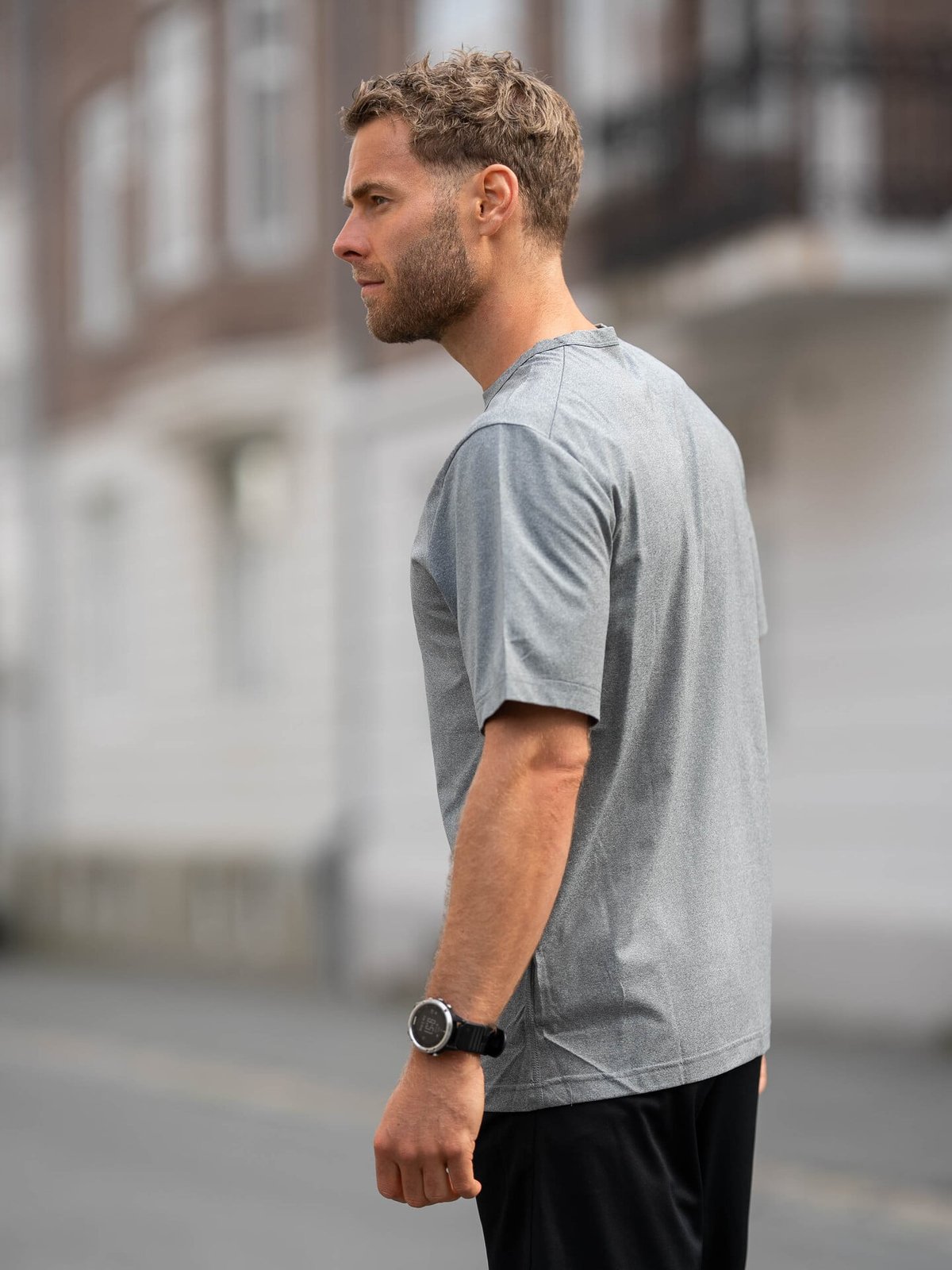 Nike Dri-Fit UV Hyverse Short Sleeve Tee 097