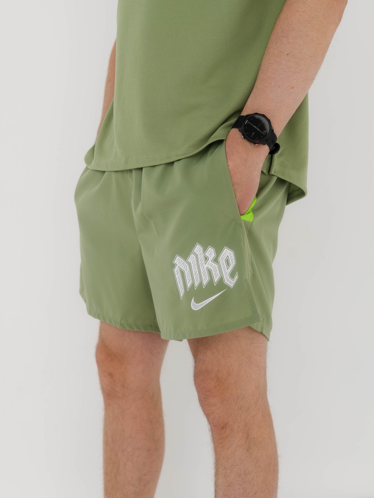 Nike Dri-Fit Run Division 5" Shorts Oil Green/Action Green