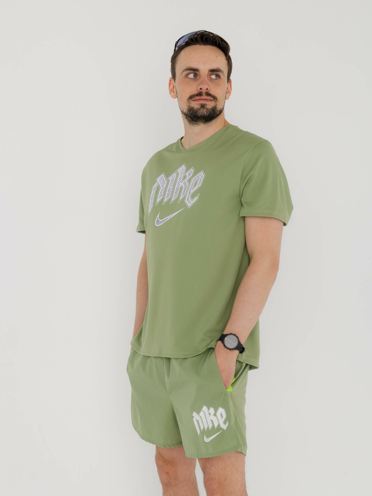 Nike Dri-Fit Run Division 5" Shorts Oil Green/Action Green