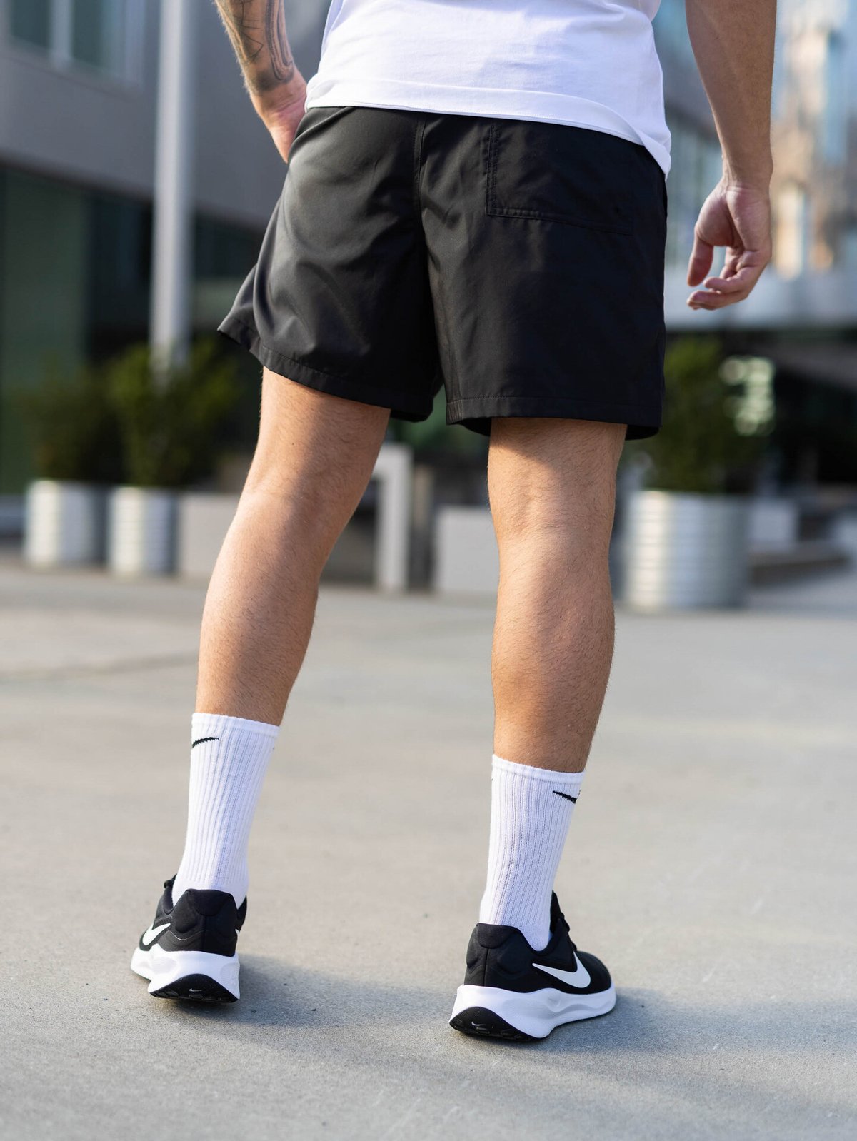 Nike Club Flow Short Black / White