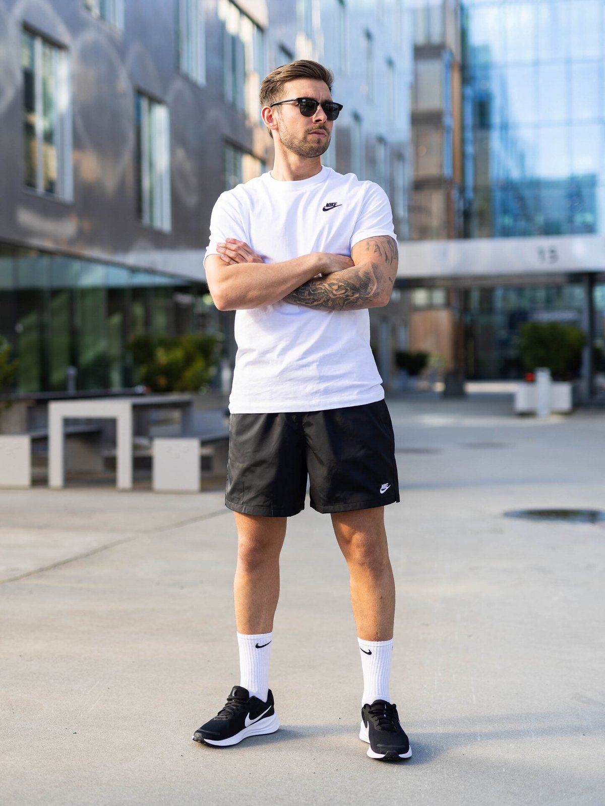 Nike Club Flow Short Black / White