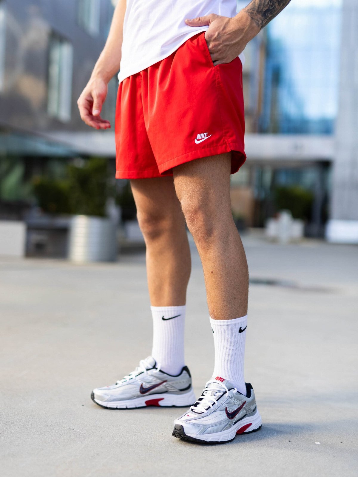 Nike Club Flow Short University Red / White