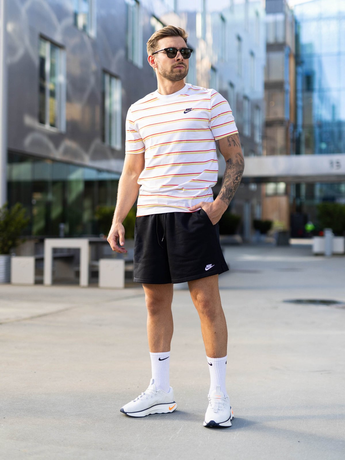 Nike Club Flow French Terry Short Black