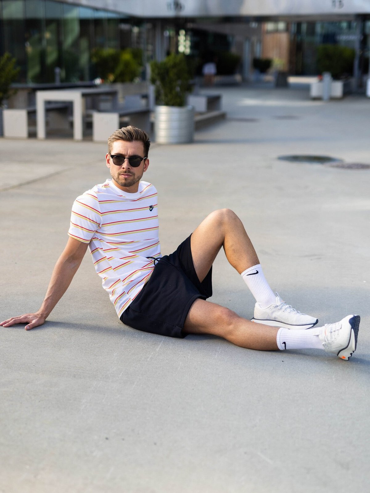 Nike Club Flow French Terry Short Black