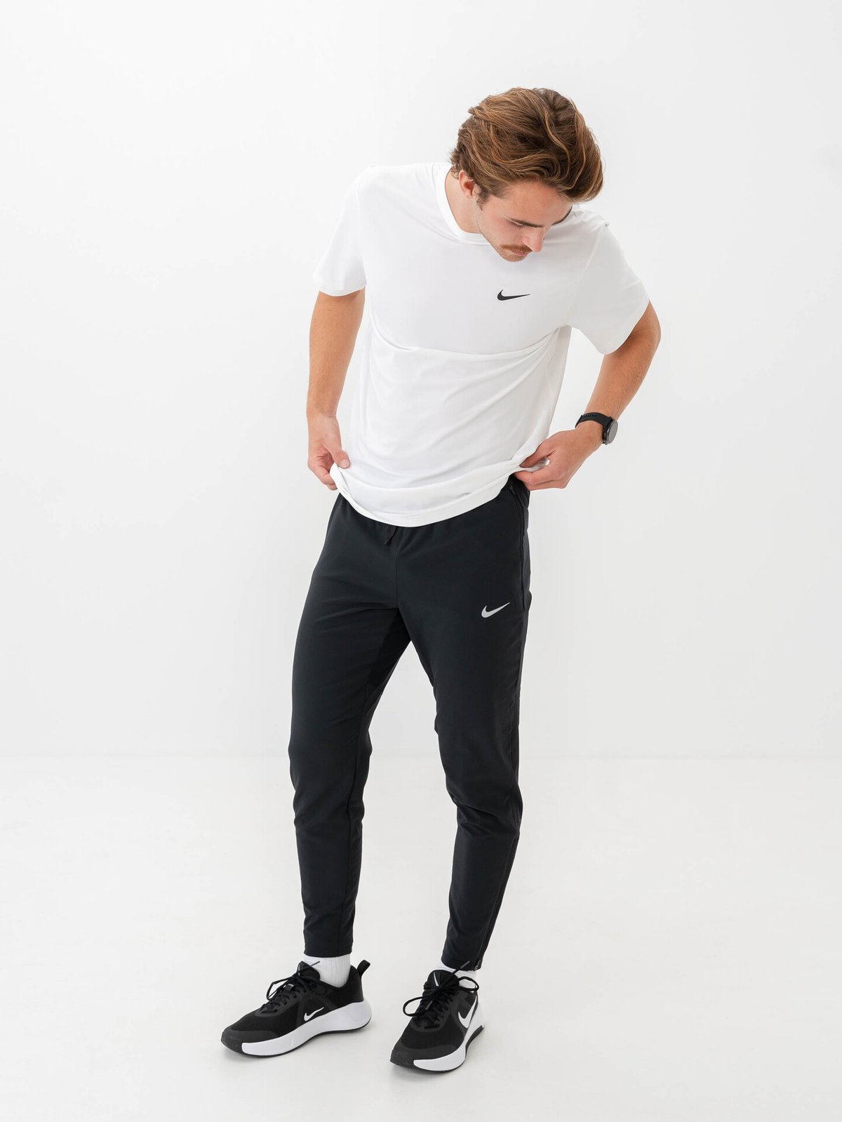 Nike MC Trainer 3 Black / White