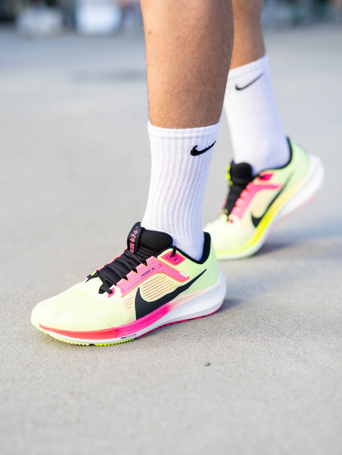 Nike Air Zoom Pegasus 40 Premium Luminous Green / Volt / Lime Blast / Black