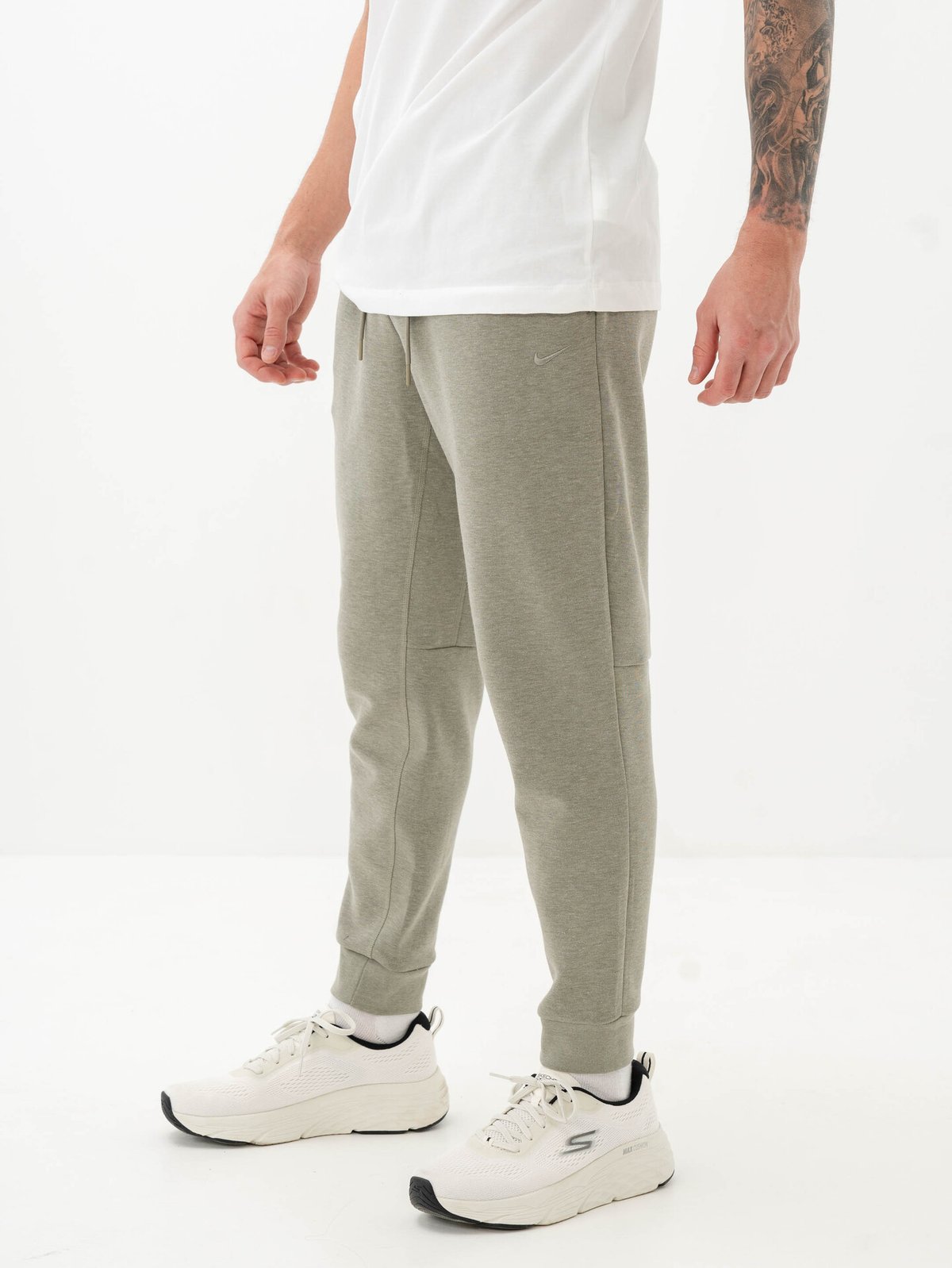 Nike Dri-Fit UV Primary Jogger Pant Light Army