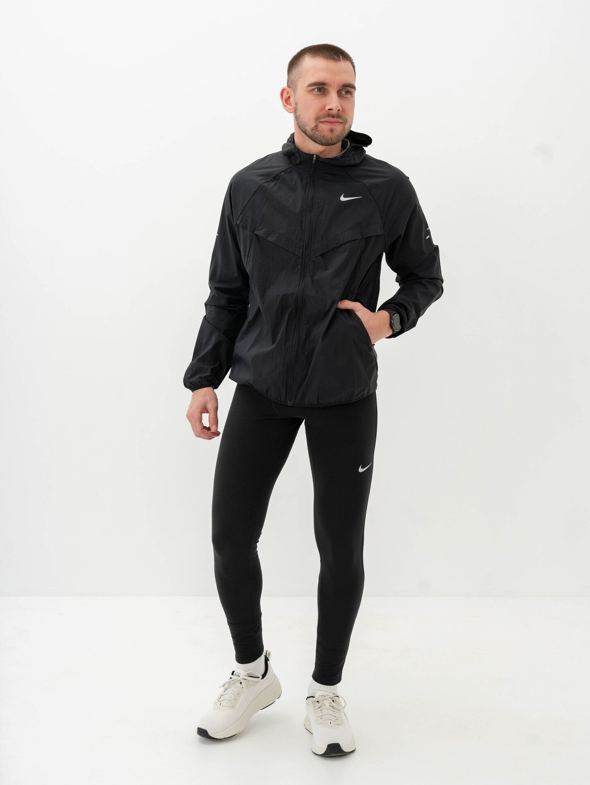 Nike UV Repel Stride Jacket Black