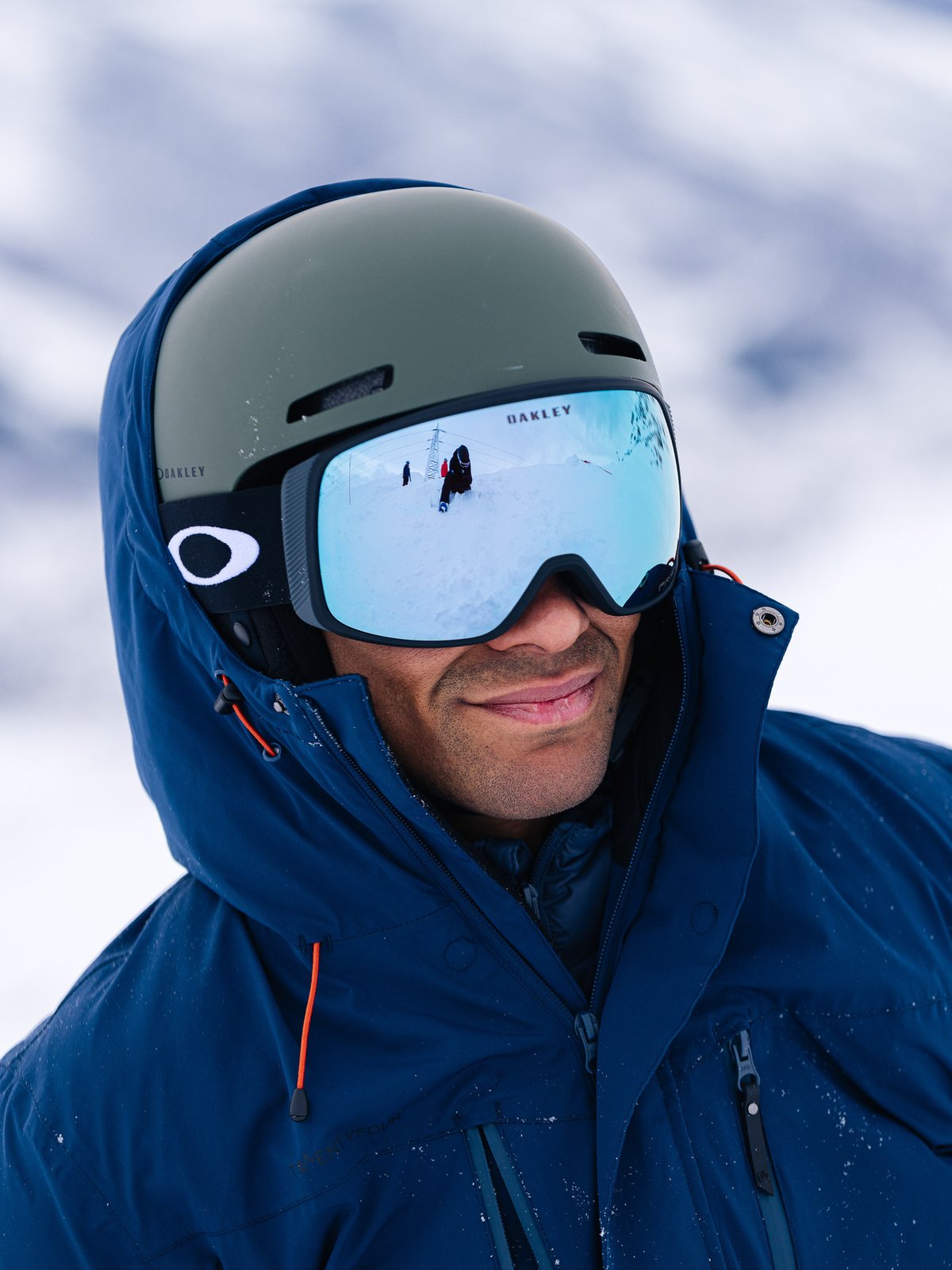 Oakley Flight Tracker L Prizm Snow Sapphire Iridium