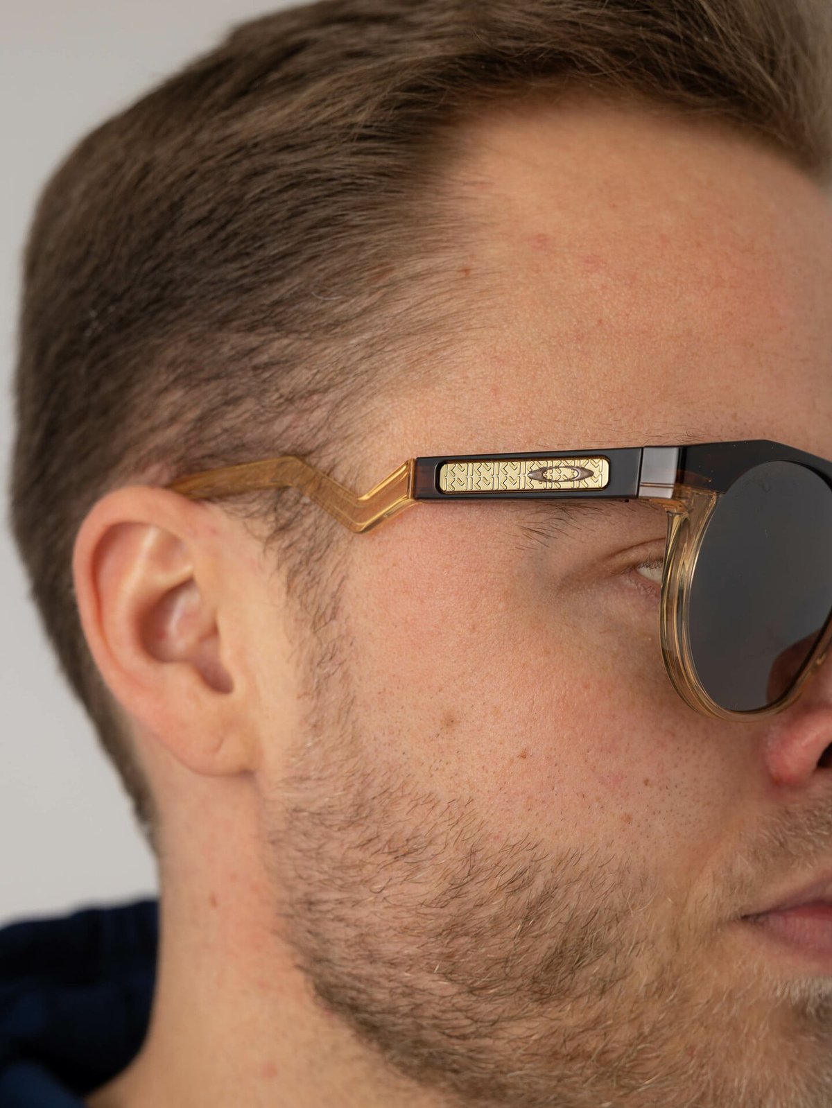 Oakley HSTN Dark Amber / Light Curry